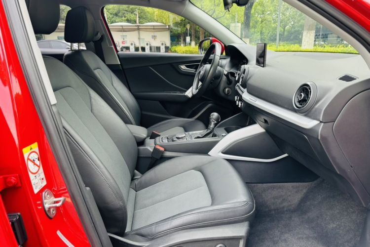 Used Audi Q2L 2018 35 TFSI Fashion Elegant Version China V Interior 5