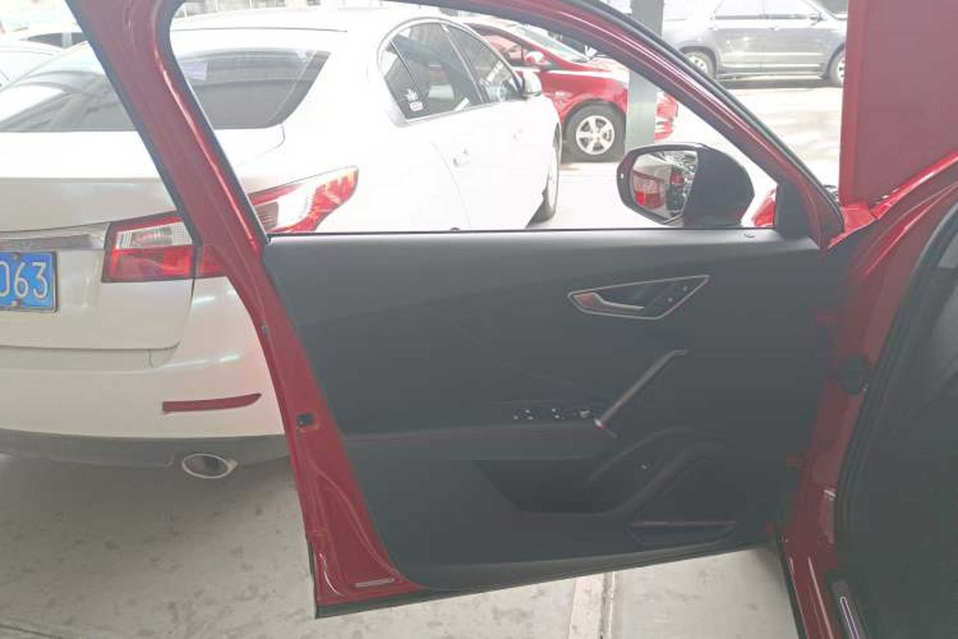 Used Audi Q2L 2018 35 TFSI Fashion Dynamic Version China V Emission Standard Left Front Door Interior