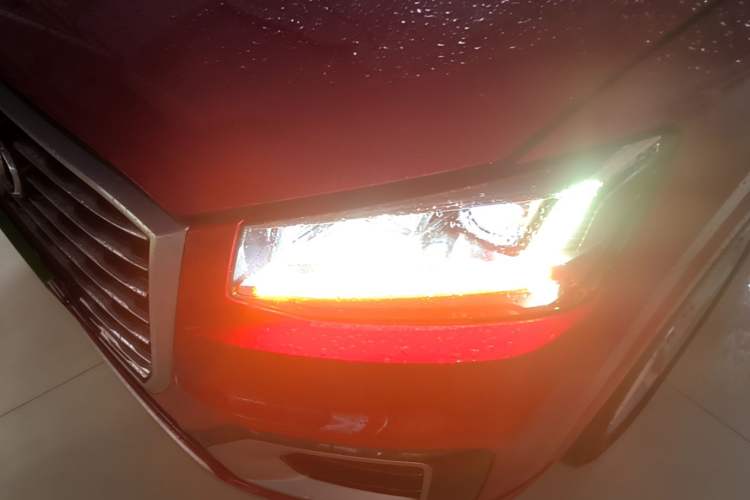 Used Audi Q2L 2018 35 TFSI Fashion Elegant Version China V Left Front Headlight