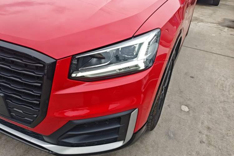 Used Audi Q2L 2018 35 TFSI Fashion Dynamic Version China V Emission Standard Left Front Headlight