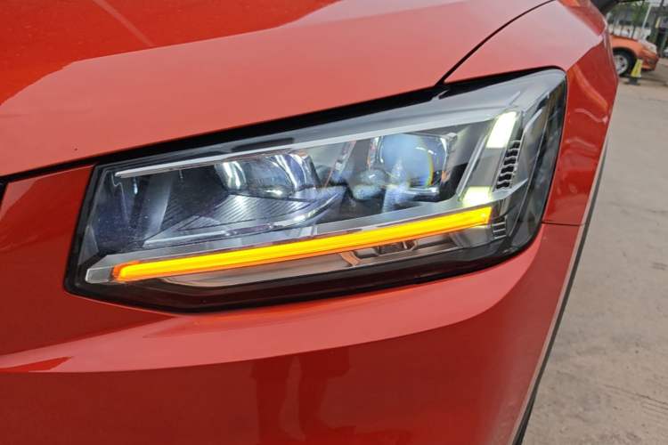 Used Audi Q2L 2018 35 TFSI Launch Exclusive Edition China V Left Front Headlight