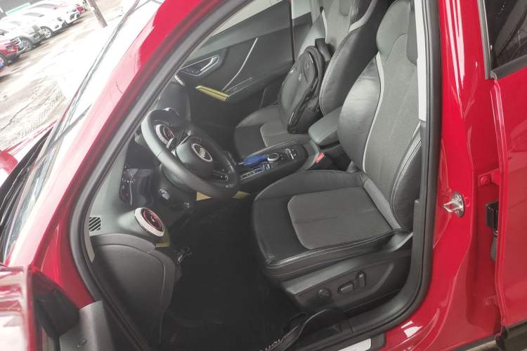 Used Audi Q2L 2018 35 TFSI Fashion Dynamic Version China V Emission Standard Left Front Seat