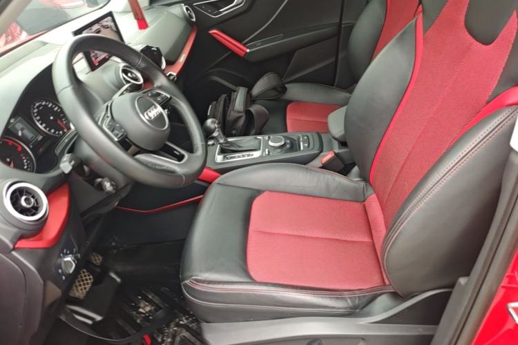 Used Audi Q2L 2018 35 TFSI Fashion Dynamic Version China V Emission Standard Left Front Seat
