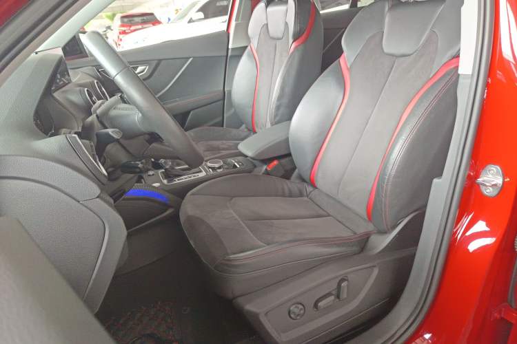 Used Audi Q2L 2018 35 TFSI Fashion Dynamic Version China V Emission Standard Left Front Seat