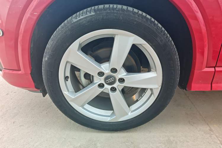 Used Audi Q2L 2018 35 TFSI Fashion Elegant Version China V Left Front Wheel Hub