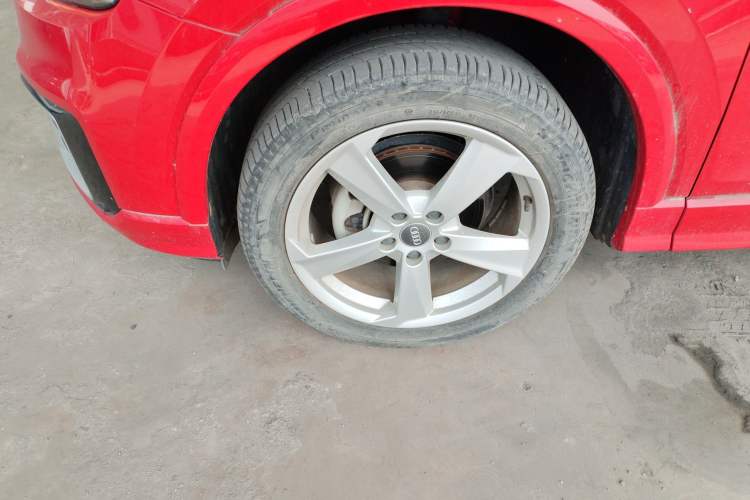 Used Audi Q2L 2018 35 TFSI Fashionable & Elegant Version China VI Emission Standard Left Front Wheel Hub