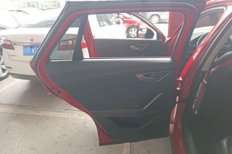 Used Audi Q2L 2018 35 TFSI Fashion Dynamic Version China V Emission Standard Left Rear Door Interior