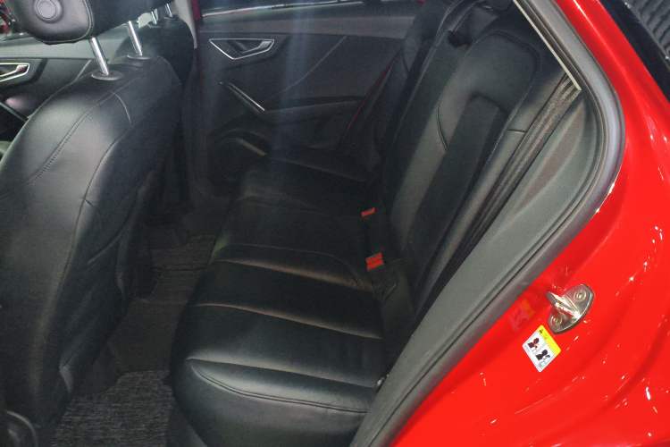 Used Audi Q2L 2018 35 TFSI Launch Exclusive Edition China VI Left Rear Seat