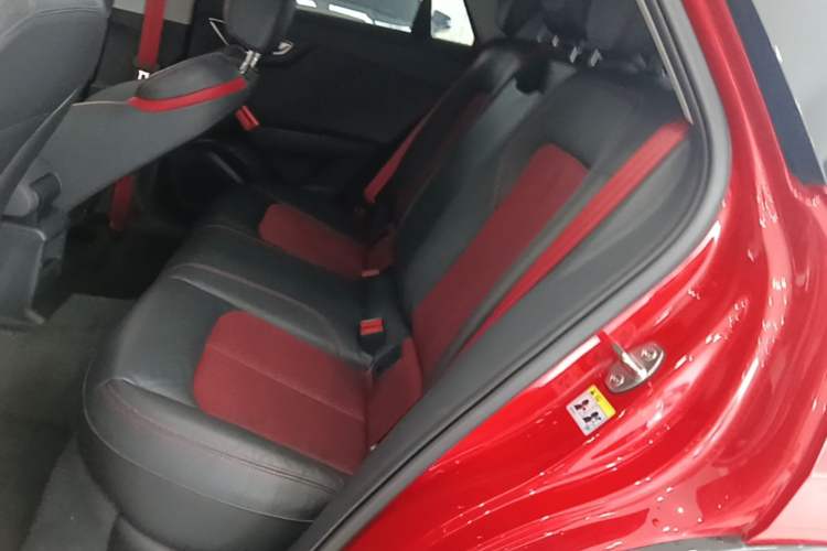 Used Audi Q2L 2018 35 TFSI Launch Exclusive Edition China V Left Rear Seat