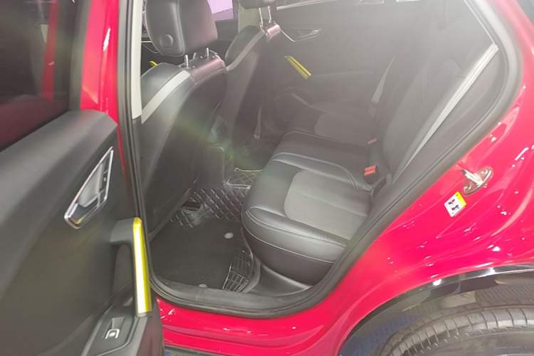 Used Audi Q2L 2018 35 TFSI Fashion Dynamic Version China V Emission Standard Left Rear Seat
