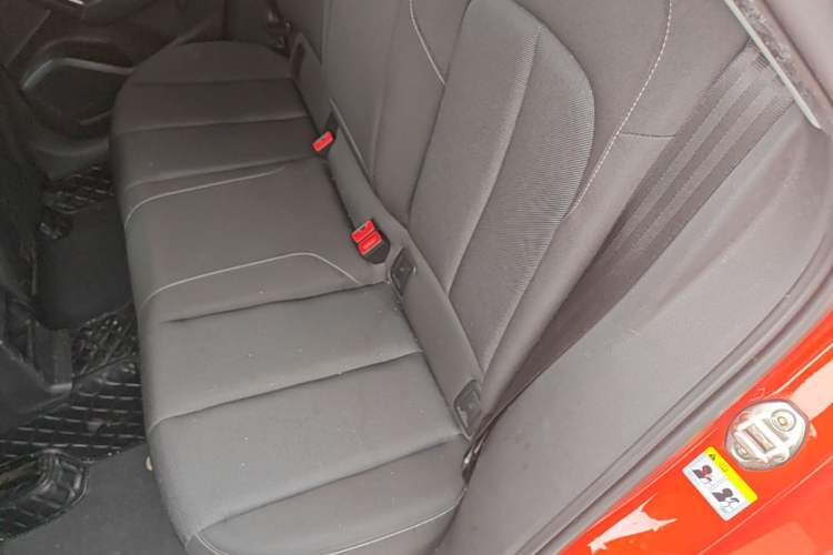 Used Audi Q2L 2018 35 TFSI Launch Exclusive Edition China V Left Rear Seat