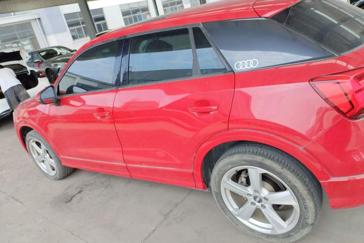 Used Audi Q2L 2018 35 TFSI Fashionable & Elegant Version China VI Emission Standard Left Side