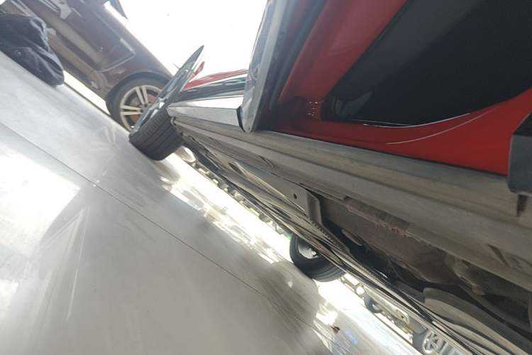 Used Audi Q2L 2018 35 TFSI Fashion Dynamic Version China V Emission Standard Left Side Sill