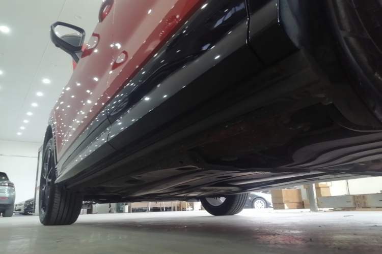 Used Audi Q2L 2018 35 TFSI Launch Exclusive Edition China VI Left Side Sill