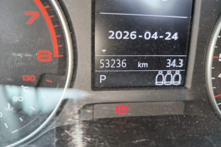Used Audi Q2L 2018 35 TFSI Fashion Elegant Version China V Odometer Close Up