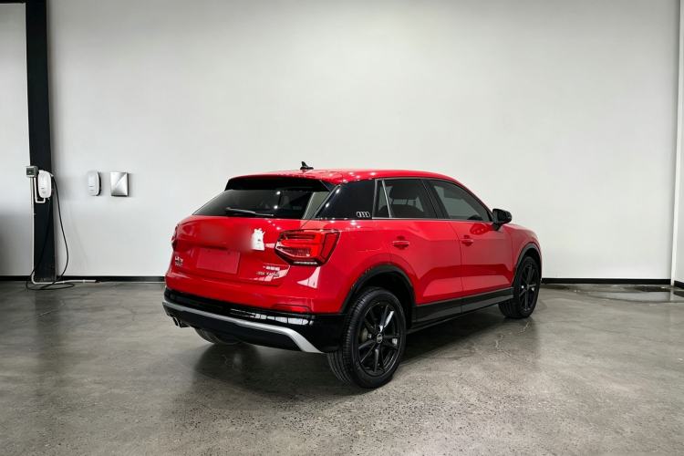 Used Audi Q2L 2018 35 TFSI Launch Exclusive Edition China VI Rear Right 45 Deg