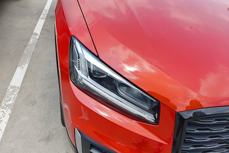 Used Audi Q2L 2018 35 TFSI Launch Exclusive Edition China VI Right Front Headlight