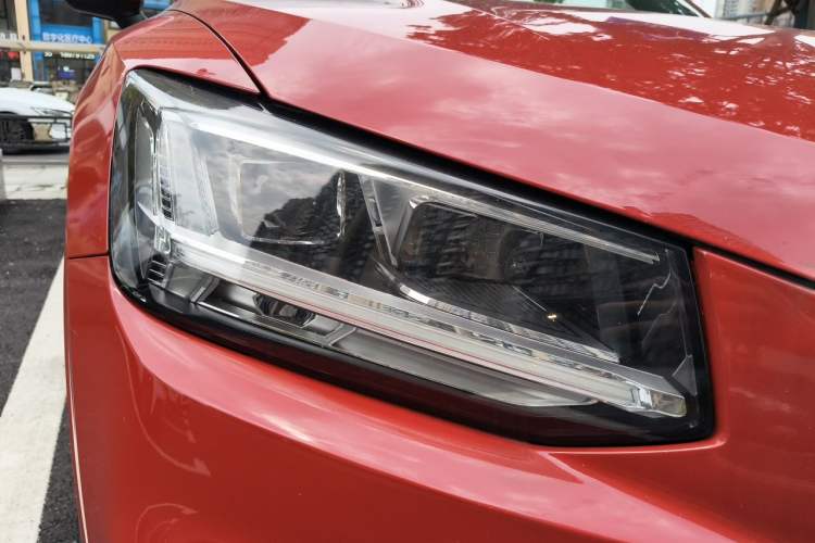 Used Audi Q2L 2018 35 TFSI Fashion Elegant Version China V Right Front Headlight