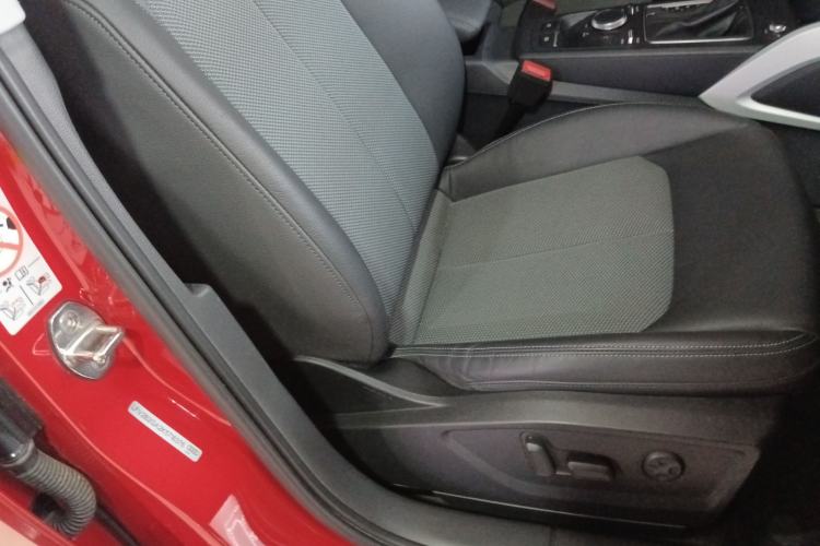 Used Audi Q2L 2018 35 TFSI Fashion Elegant Version China V Right Front Seat
