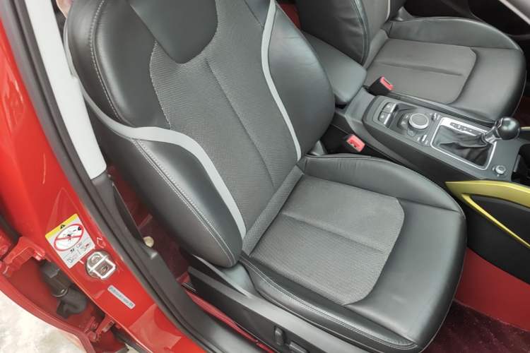 Used Audi Q2L 2018 35 TFSI Fashion Dynamic Version China VI Emission Standard Right Front Seat
