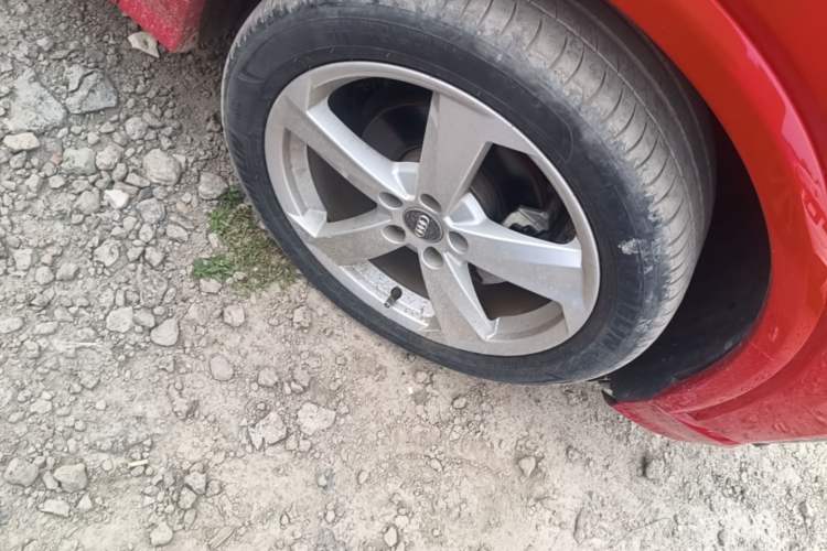 Used Audi Q2L 2018 35 TFSI Fashionable & Elegant Version China VI Emission Standard Right Front Wheel Hub