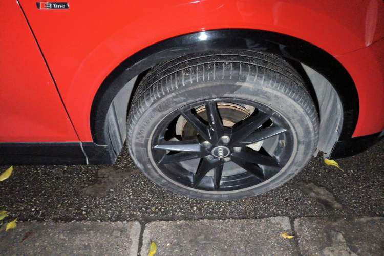 Used Audi Q2L 2018 35 TFSI Launch Exclusive Edition China V Right Front Wheel Hub