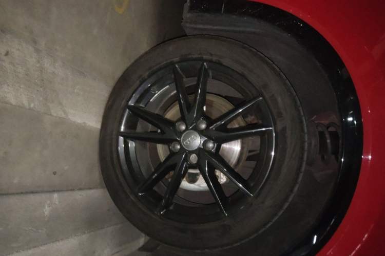 Used Audi Q2L 2018 35 TFSI Advanced Dynamic Version China V Right Front Wheel Hub