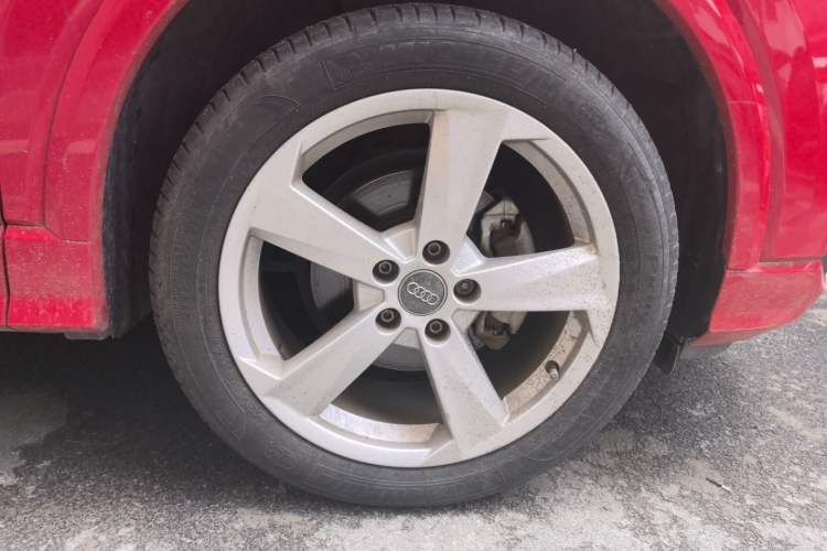 Used Audi Q2L 2018 35 TFSI Fashionable & Elegant Version China VI Emission Standard Right Front Wheel Hub