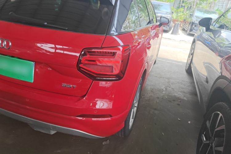 Used Audi Q2L 2018 35 TFSI Fashion Elegant Version China V Right Rear Taillight