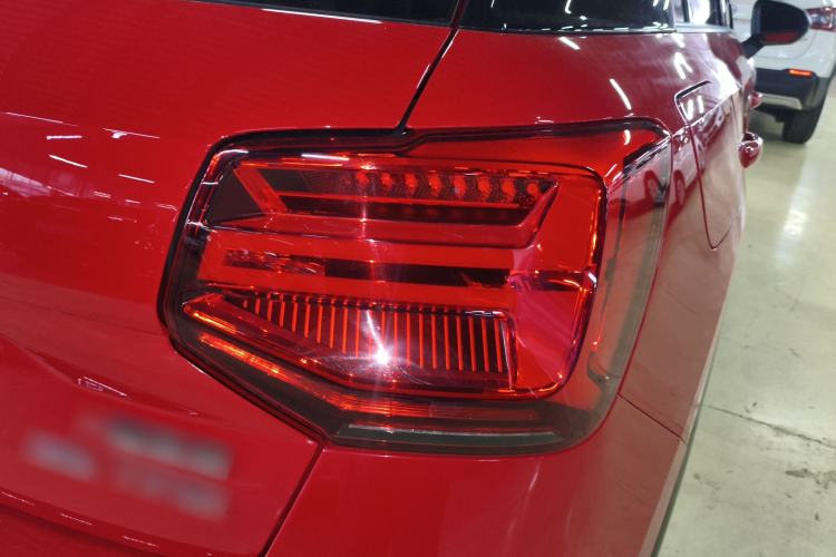 Used Audi Q2L 2018 35 TFSI Launch Exclusive Edition China VI Right Rear Taillight