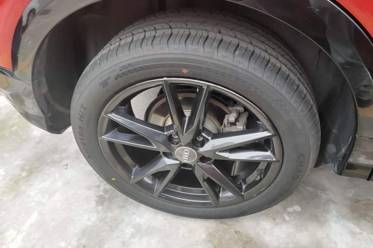 Used Audi Q2L 2018 35 TFSI Fashion Dynamic Version China VI Emission Standard Right Rear Wheel Hub