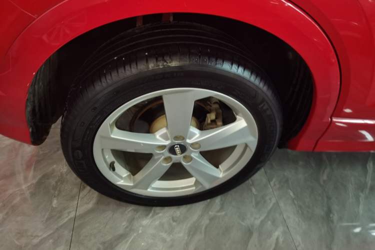 Used Audi Q2L 2018 35 TFSI Fashionable & Elegant Version China VI Emission Standard Right Rear Wheel Hub