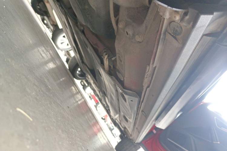 Used Audi Q2L 2018 35 TFSI Fashion Dynamic Version China V Emission Standard Right Side Sill