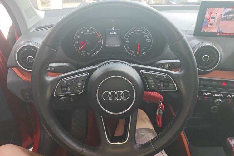 Used Audi Q2L 2018 35 TFSI Fashion Elegant Version China V Steering Wheel