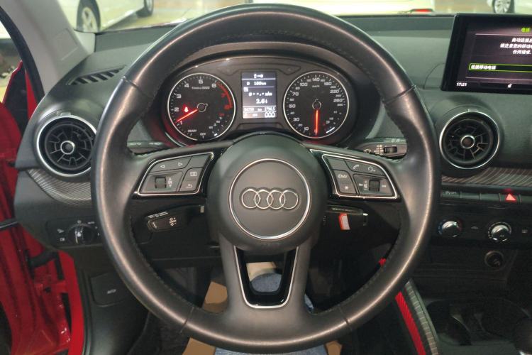 Used Audi Q2L 2018 35 TFSI Launch Exclusive Edition China VI Steering Wheel