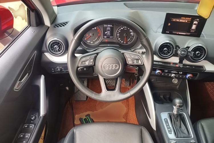 Used Audi Q2L 2018 35 TFSI Fashionable & Elegant Version China VI Emission Standard Steering Wheel
