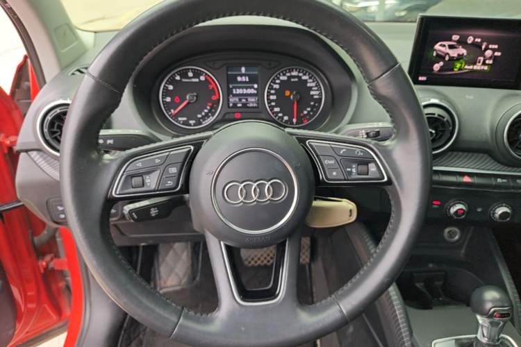 Used Audi Q2L 2018 35 TFSI Launch Exclusive Edition China V Steering Wheel