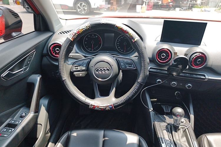 Used Audi Q2L 2018 35 TFSI Launch Exclusive Edition China VI Steering Wheel