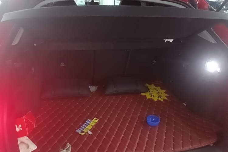 Used Audi Q2L 2018 35 TFSI Launch Exclusive Edition China VI Trunk