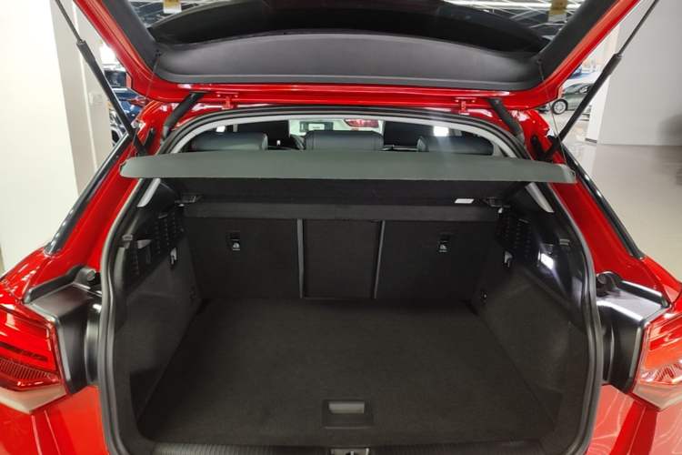 Used Audi Q2L 2018 35 TFSI Fashion Elegant Version China V Trunk