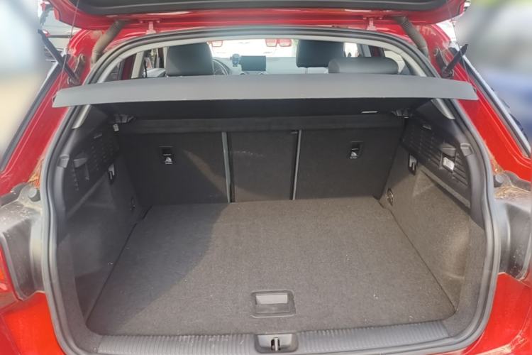 Used Audi Q2L 2018 35 TFSI Fashionable & Elegant Version China VI Emission Standard Trunk