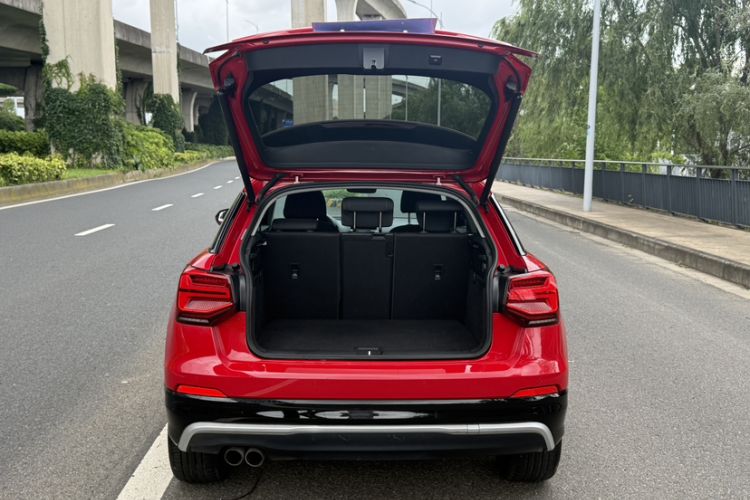 Used Audi Q2L 2018 35 TFSI Launch Exclusive Edition China V Trunk
