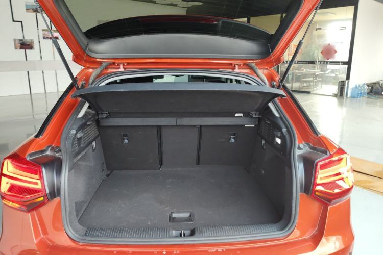 Used Audi Q2L 2018 35 TFSI Launch Exclusive Edition China VI Trunk