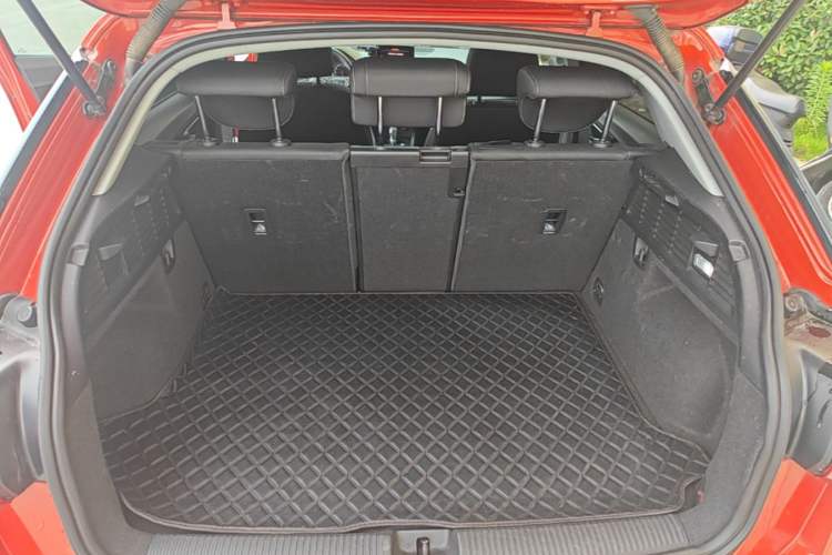 Used Audi Q2L 2018 35 TFSI Launch Exclusive Edition China V Trunk