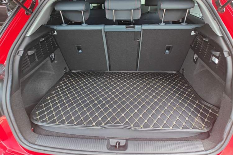 Used Audi Q2L 2018 35 TFSI Fashion Elegant Version China V Trunk