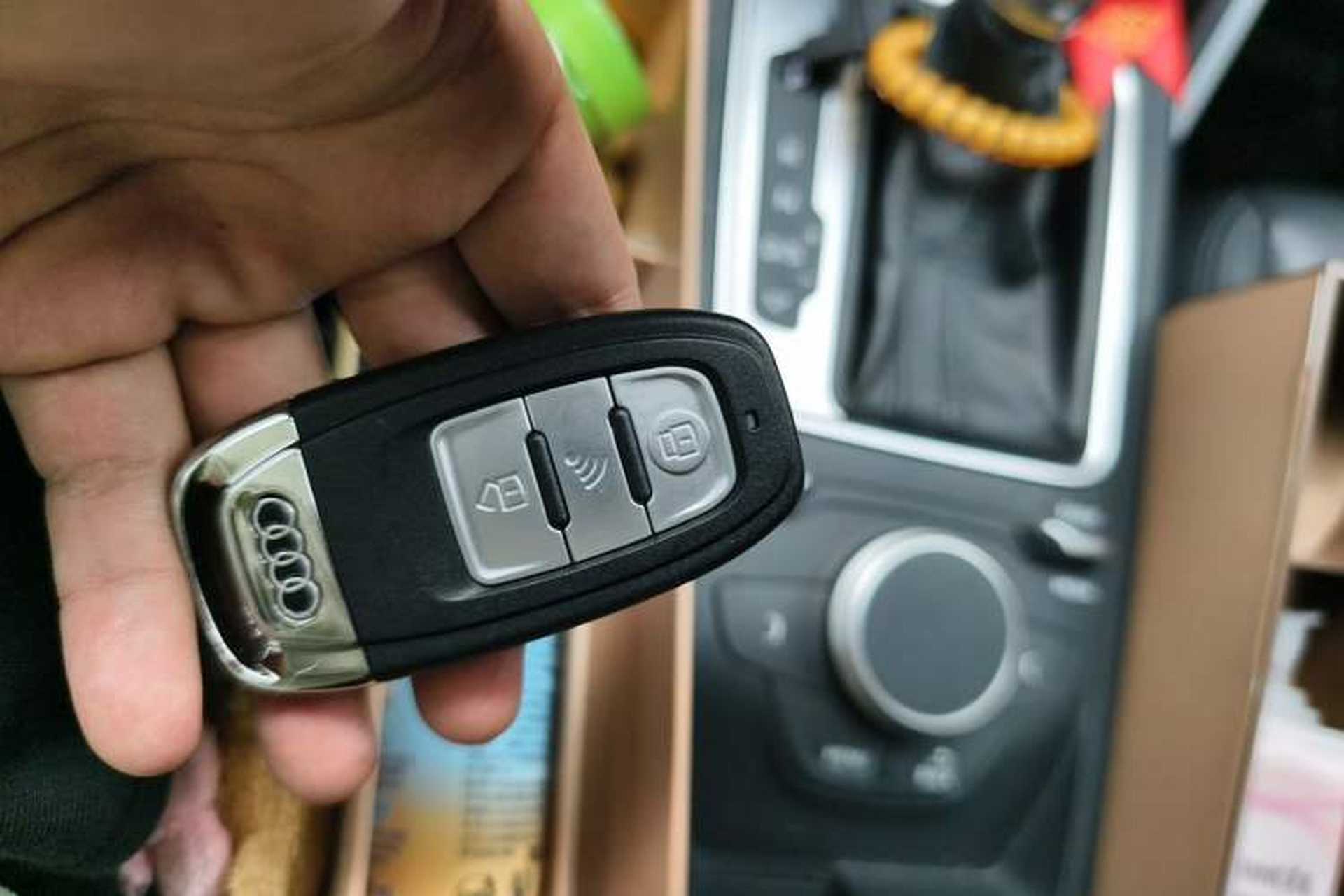 Used Audi Q2L 2018 35 TFSI Fashionable & Elegant Version China VI Emission Standard Vehicle Key