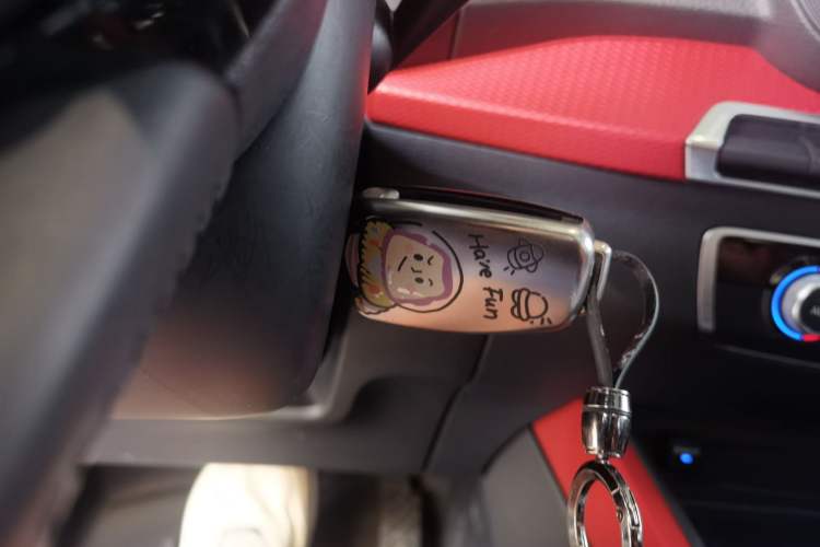 Used Audi Q2L 2018 35 TFSI Fashion Dynamic Version China VI Emission Standard Vehicle Key