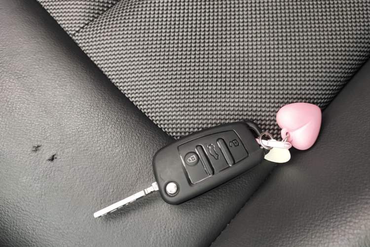 Used Audi Q2L 2018 35 TFSI Fashion Dynamic Version China VI Emission Standard Vehicle Key
