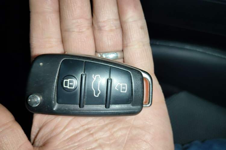 Used Audi Q2L 2018 35 TFSI Fashion Elegant Version China V Vehicle Key