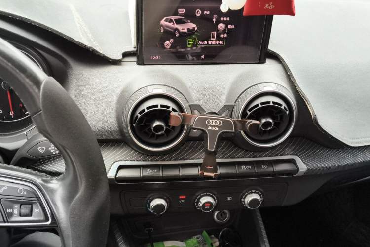 Used Audi Q2L 2018 35 TFSI Launch Exclusive Edition China VI Audio And AC Panel